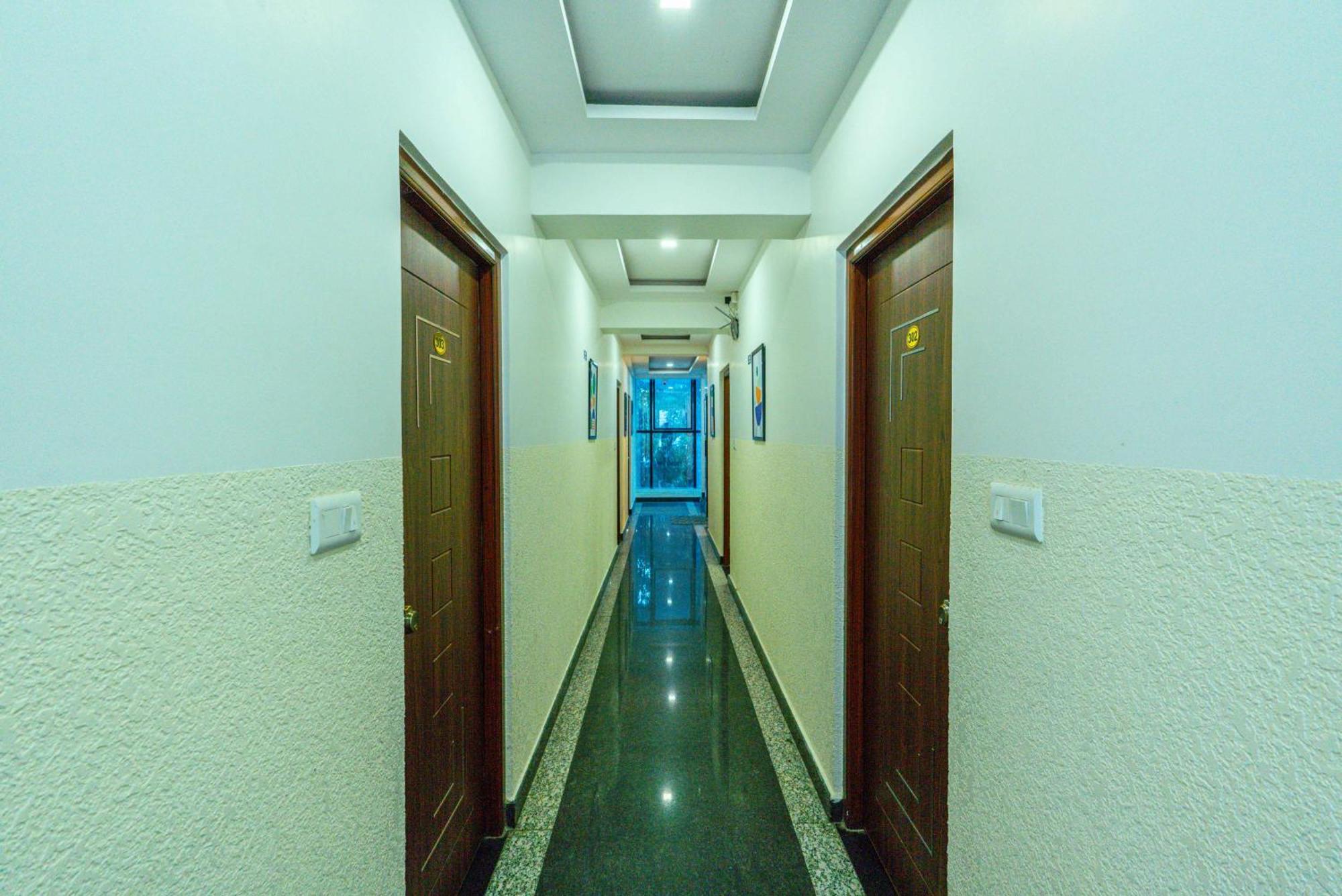 Hotel Treebo Elmas Grand Bangalore Exterior foto